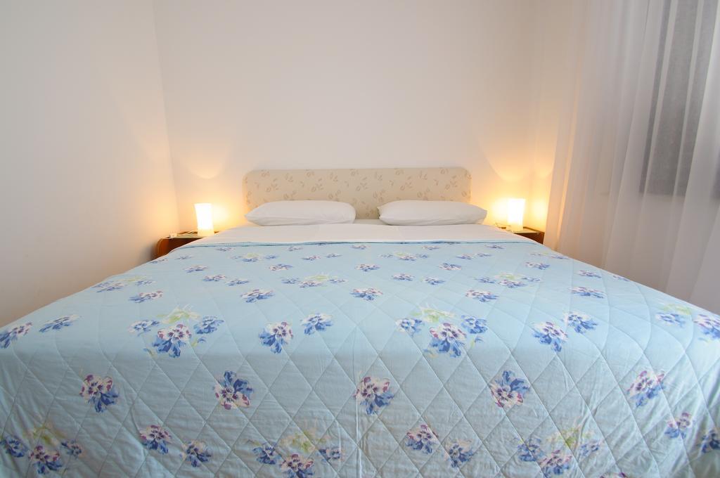 Hella Apartments Trogir Pokoj fotografie