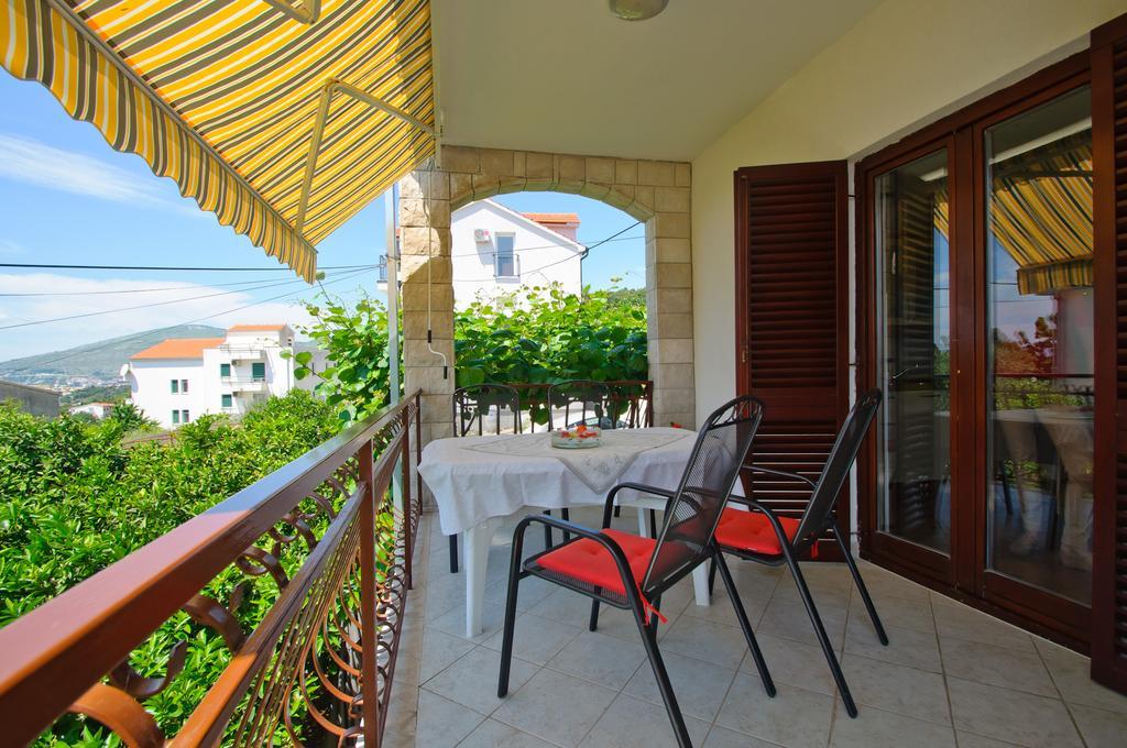 Hella Apartments Trogir Pokoj fotografie