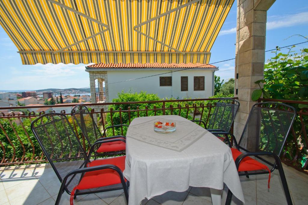 Hella Apartments Trogir Exteriér fotografie